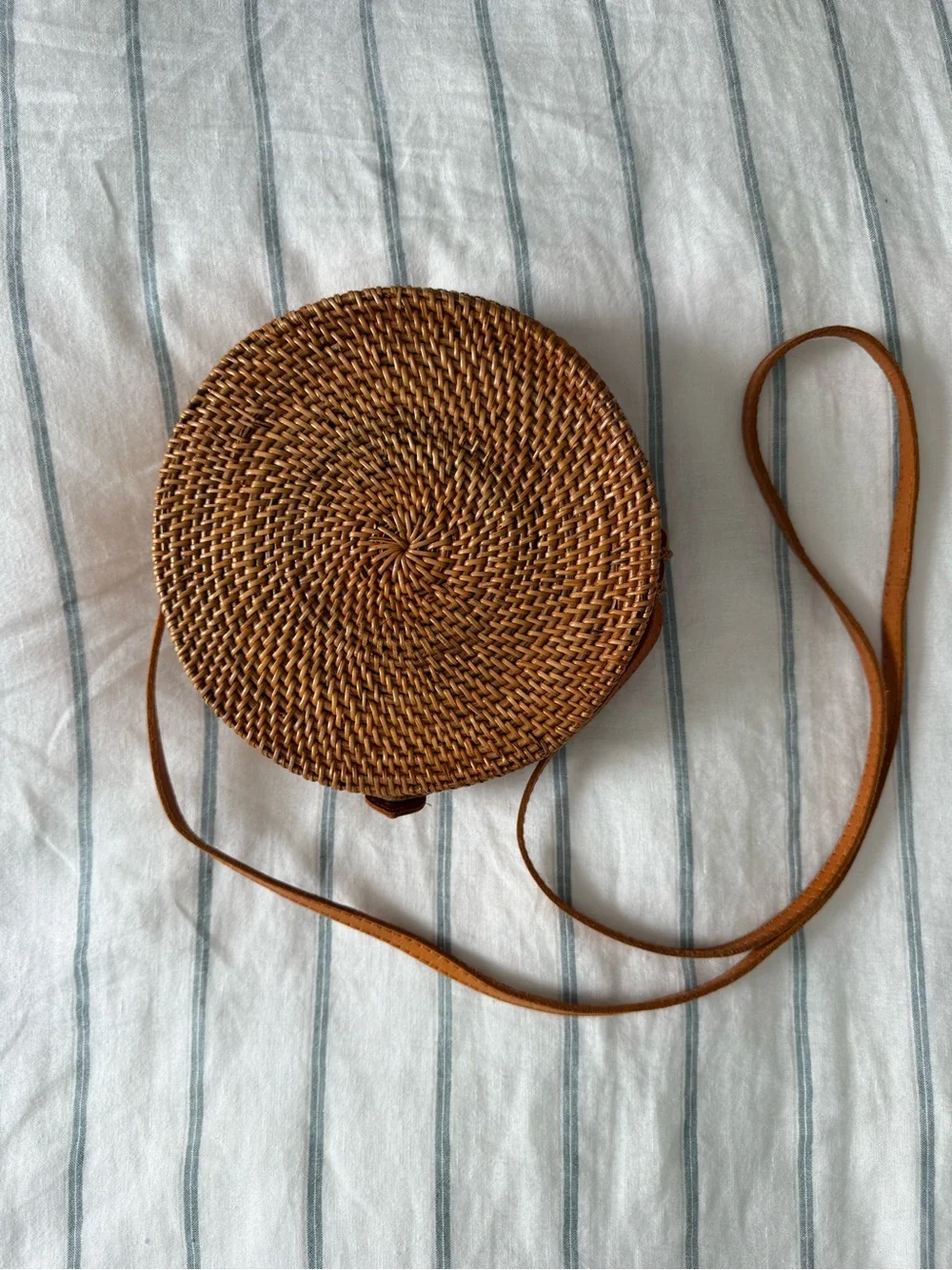 Round Woven Crossbody Bag in Tan - Picture 1 of 2